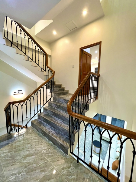 [NP55] Bán nhà -1 trệt 2 lầu - khu Tây đại học