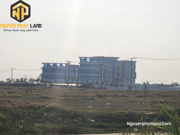 [NP98] Bán 2 nền góc - P. Bình Đức