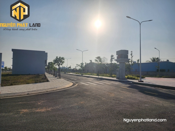 [NP98] Bán 2 nền góc - P. Bình Đức