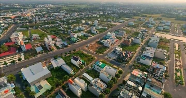 Cho thuê 3 nền mặt tiền Nguyễn Thái Học Golden