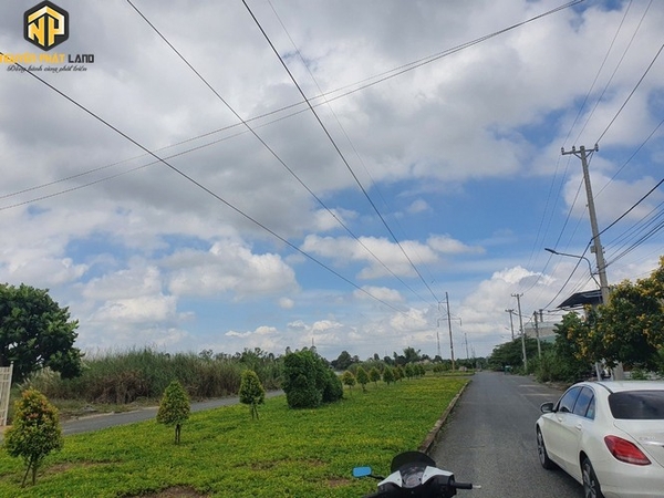 BÁN NỀN GIÁ RẺ  ĐƯỜNG SỐ 1 MẶT TIỀN CÔNG VIÊN - TÂY ĐẠI HỌC [ DB.ĐS1TĐH.1]