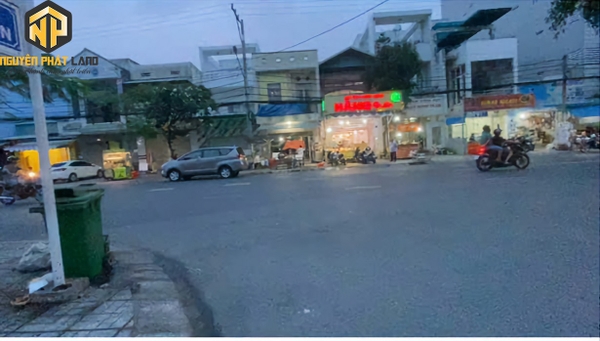 CHO THUÊ NHÀ CẤP 4 - ĐƯỜNG HÀM NGHI [T.HN.1]