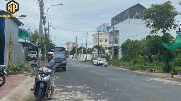 CHO THUÊ NHÀ TIỀN CHẾ - KHU BẮC HÀ HOÀNG HỔ [T.TQDND.1]