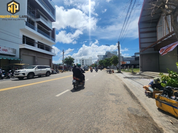 CHO THUÊ 1 NỀN LÝ THÁI TỔ MỚI [T.LTT.1]