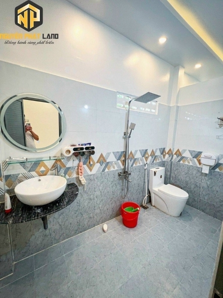 BÁN NHÀ MÁI THÁI - PHƯỜNG BÌNH ĐỨC [B.ĐCRCX.1]