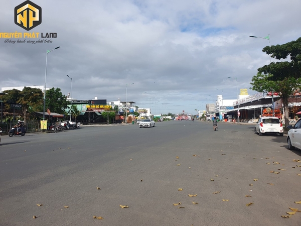 BÁN CẶP NỀN F1 SỐ 19,20 - Đ. NGYỄN THÁI HỌC GOLDEN [B.NTH.2]