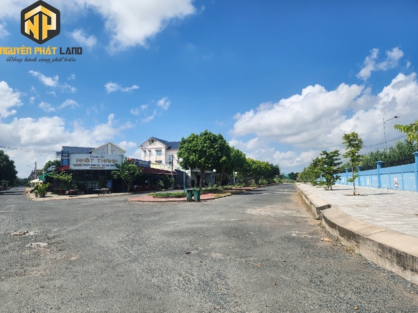 BÁN NỀN GÓC 2 MT LẠC LONG QUÂN SIÊU VIP - SAO MAI [B.LLQ.1]