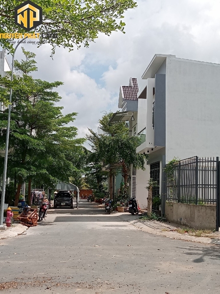 BÁN NHÀ MỚI XÂY KHU LÊ CHÂN [B.KLC.1]