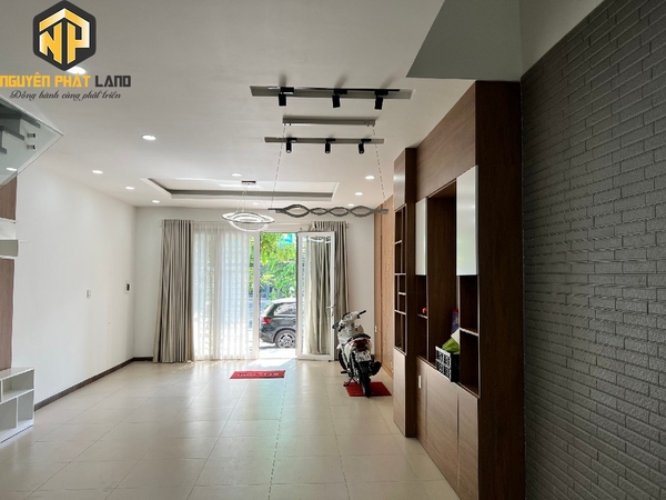 BÁN NHÀ KẾT CẤU 1 TRỆT 2 LẦU - KHU TÂY SÔNG HẬU [B.ĐS4TSH.1]