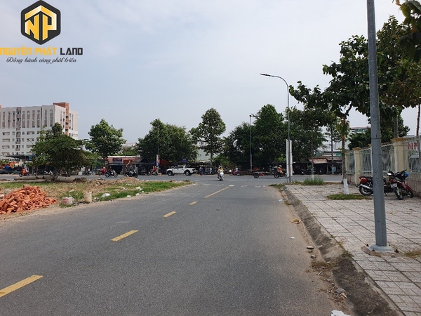 Bán cặp nền Tuyến D4 Golden City GD2, Mỹ Hòa [B.TD4GC.4]