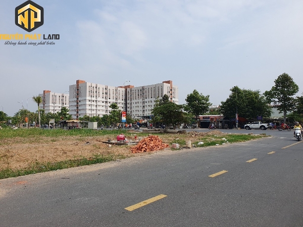 Bán cặp nền Tuyến D4 Golden City GD2, Mỹ Hòa [B.TD4GC.4]