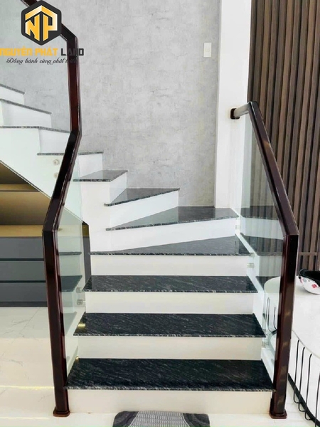 Bán nhà đất tại KDC Trần Quang Khải, phường Mỹ Thới [B.NH.3]