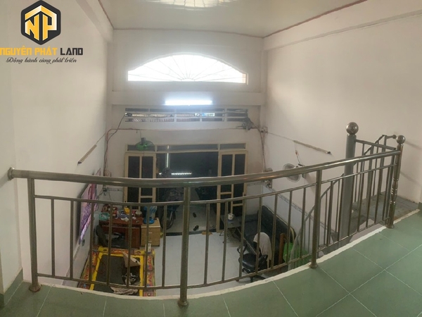 BÁN NHÀ CÓ KẾT CẤU 1 TRỆT 1 LỬNG - BÌNH KHÁNH [B.PBC.2]