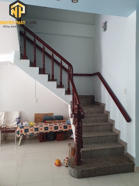 Bán nhà lầu đường Nguyễn Thượng Hiền, Bình Khánh [B.NTH.9]