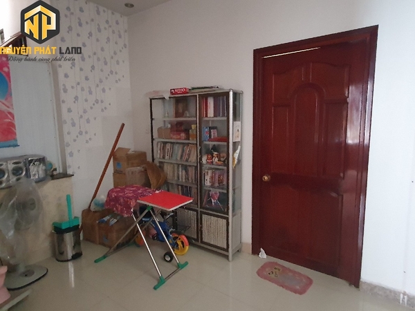 Bán nhà lầu đường Nguyễn Thượng Hiền, Bình Khánh [B.NTH.9]