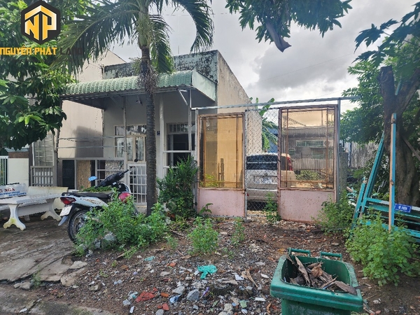 BÁN CẶP NỀN LÊ VĂN LƯƠNG - MỸ PHƯỚC [B.LVL.2]