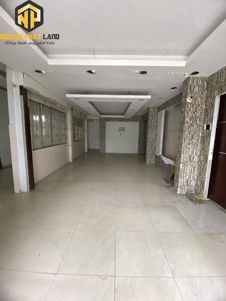 BÁN NHÀ MẶT TIỀN TRẦN HƯNG ĐẠO [B.THĐ.4]