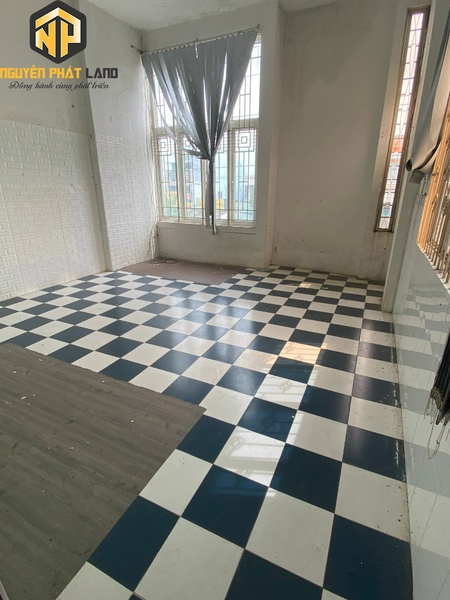 BÁN NHÀ MẶT TIỀN TRẦN HƯNG ĐẠO [B.THĐ.4]