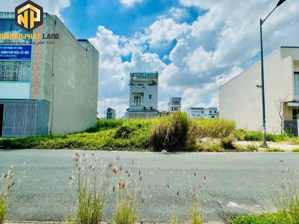 BÁN NỀN MẶT TIỀN ĐƯỜNG N9 - GOLDEN CITY [B.TN9GC.2]