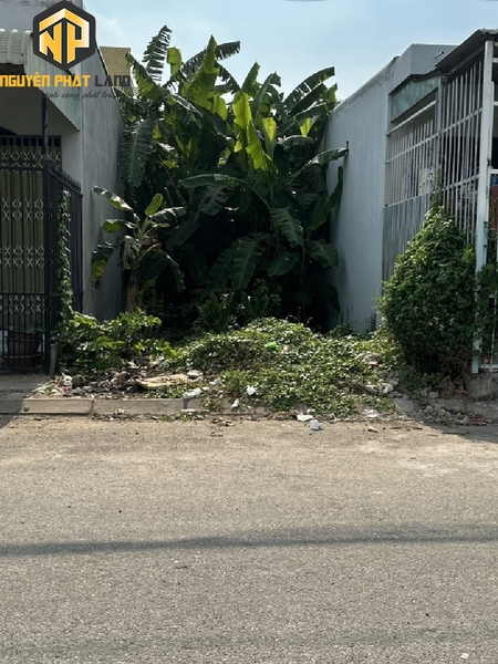 BÁN NỀN ĐƯỜNG LÊ HOÀN [B.LH.2]