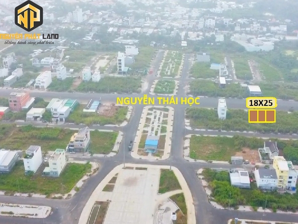 Cho thuê 450m2 Mặt bằng hoặc Nhà cấp 4 đường Nguyễn Thái Học Golden [T.NTH.9]