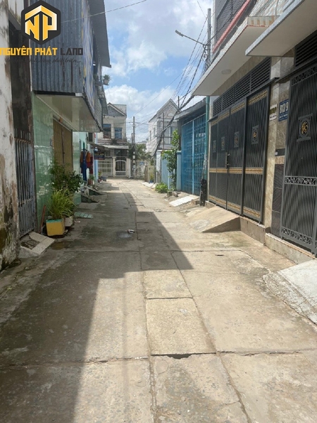 Bán nhà 1 trệt 1 lầu Đông Xuyên đường oto [B.ĐCROM.1]