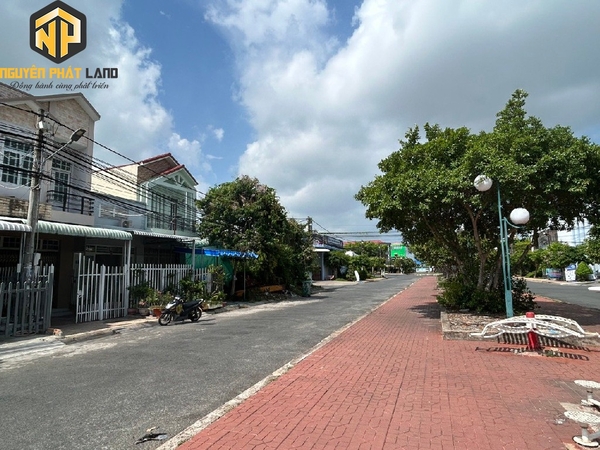 Bán Nhà 1 Trệt 1 Lầu Bình Khánh Đường Lạc Long Quân [B.LLQ.2]