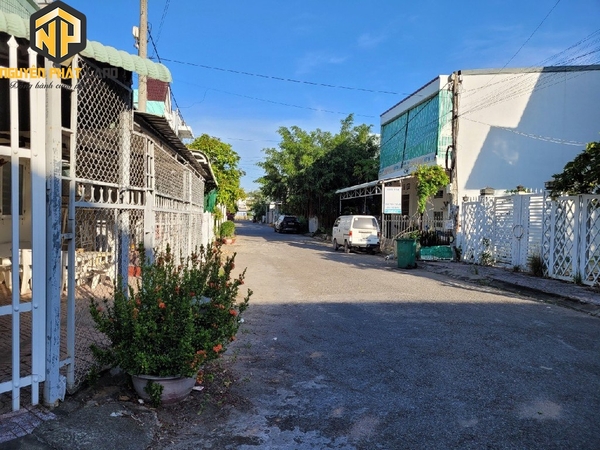 Bán Biệt Thự Góc Đường Nhánh Lê Hoàn, Bình Khánh [B.ĐN5LH.1]