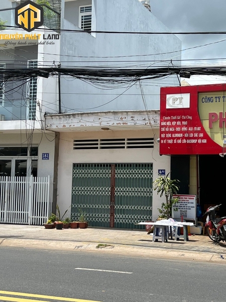 BÁN NHÀ CẤP 4 - ĐƯỜNG HÀM NGHI GẦN ỦY BAN BÌNH KHÁNH [B.HN.3]