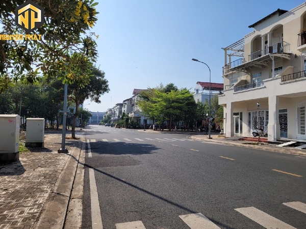 Bán Nhà Vị trí đẹp Đường số 5 Tây Sông Hậu [B.ĐS5TSH.2]