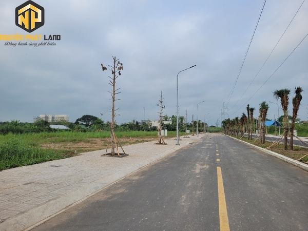 Bán Nền Kế Góc Mặt tiền Lê Thiện Tứ [B.LTT.7]