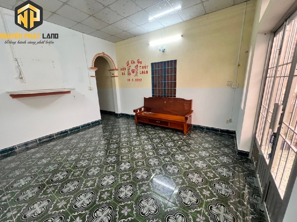 Bán nhà 1 trệt 1 lầu kiên cố, hẻm Huỳnh Thanh, P.Mỹ Bình [B.HHT.1]