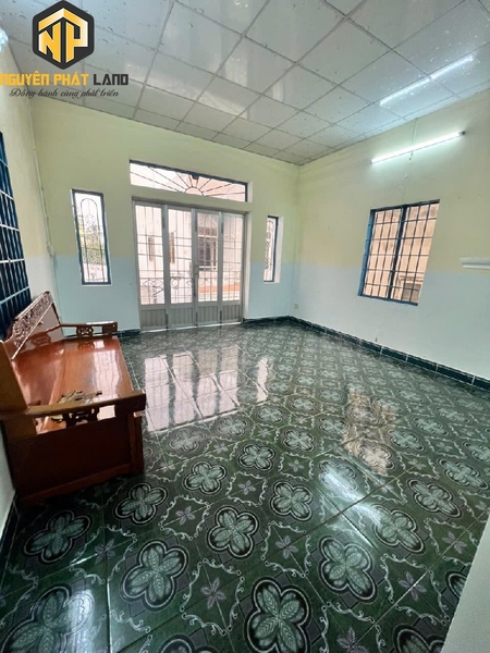 Bán nhà 1 trệt 1 lầu kiên cố, hẻm Huỳnh Thanh, P.Mỹ Bình [B.HHT.1]