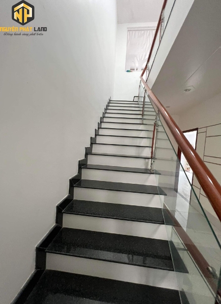 KHÔNG GIAN SỐNG LÝ TƯỞNG - NHÀ PHỐ VIP TẠI TpLx-AG [B.ĐS4TSH.5]