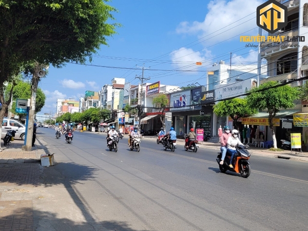 Bán Nhà Vị Trí Kinh Doanh mặt tiền Hà Hoàng Hổ , Mỹ Xuyên [B.HHH.2]