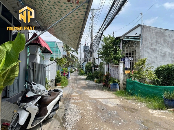 BÁN NỀN TRỤC CHÍNH HẺM 8 KỲ, PHƯỜNG MỸ PHƯỚC- TP.LONG XUYÊN [B.KH8K.6]