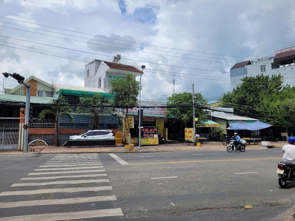 🏠 BÁN NHÀ 1 LẦU – MẶT TIỀN HÀ HOÀNG HỔ – P. MỸ HÒA