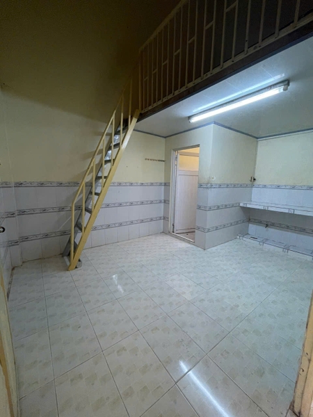 🏠 Bán Nhà Trọ Mặt Tiền Hoàng Lê Kha - Đối Diện Quy Hoạch Chợ!