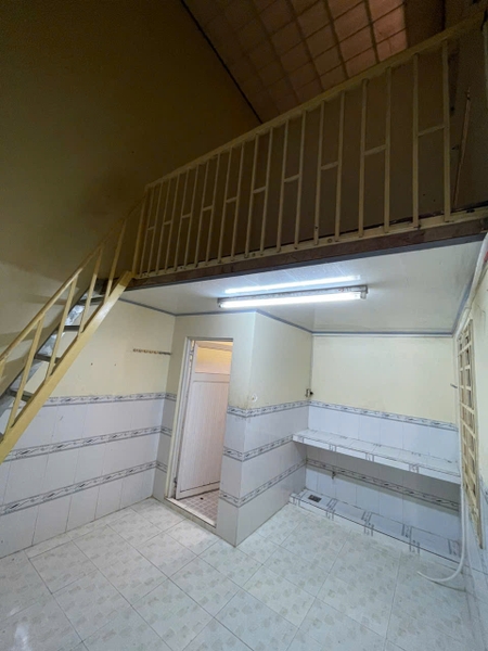 🏠 Bán Nhà Trọ Mặt Tiền Hoàng Lê Kha - Đối Diện Quy Hoạch Chợ!