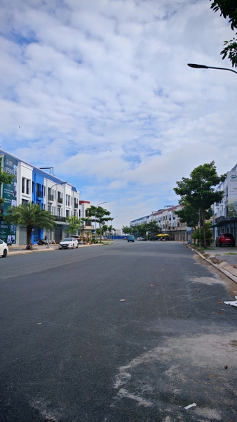 🏠 Bán Nhà 1 Trệt 2 Lầu Đường Lớn Số 10 Tây Sông Hậu GĐ2 - Kế Góc TT Thương Mại