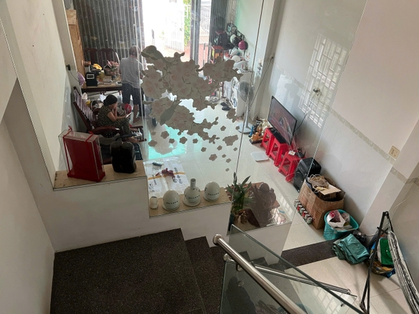 🏠 Bán Nhà 1 Trệt 2 Lầu Mặt Tiền Lạc Long Quân - Sao Mai Bình Khánh