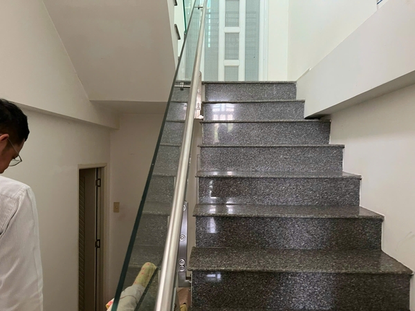 🏠 Bán Nhà 1 Trệt 2 Lầu Mặt Tiền Lạc Long Quân - Sao Mai Bình Khánh