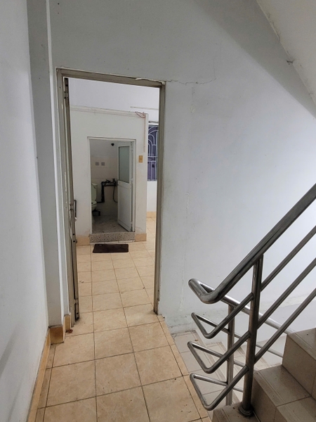 🏠 Bán Nhà 1 Trệt 2 Lầu Mặt Tiền Ung Văn Khiêm, Đông Xuyên - Có Sân Thượng!