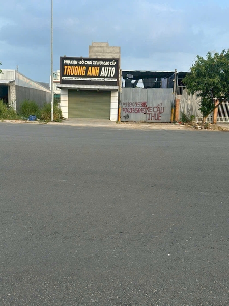 🏠 Bán Nhà Kho Mặt Tiền Nguyễn Thái Học Nối Dài - KĐT Golden City