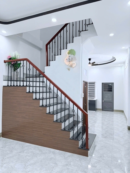 🏠 Bán Nhà 1 Trệt 1 Lầu Mặt Tiền Hà Huy Tập - Gần Trường Nguyễn Khuyến!