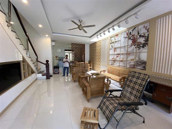 🏠 Bán Nhà 1 Trệt 2 Lầu Mặt Tiền Đường Số 5 KĐT Tây Sông Hậu!