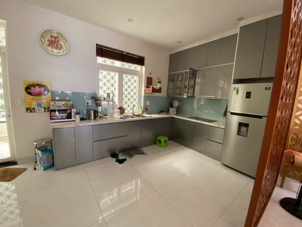 🏠 Bán Nhà 1 Trệt 2 Lầu Mặt Tiền Đường Số 5 KĐT Tây Sông Hậu!