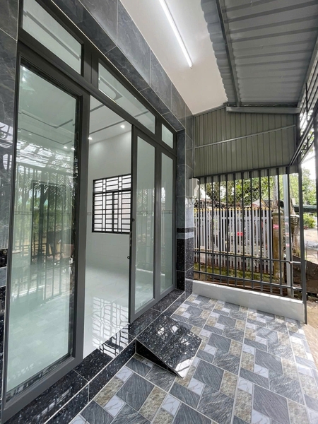 🏠 Bán Nhà Cấp 4 Mặt Tiền Đường Cặp Rạch Gòi Bé, Mỹ Thới!