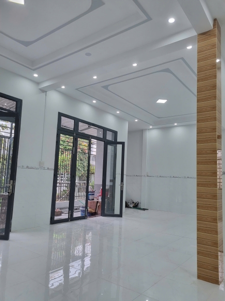 🏠 Bán Nhà Cấp 4 Mặt Tiền Đường Cặp Rạch Cái Sao, Mỹ Thới - Ngang 10m!