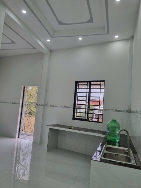 🏠 Bán Nhà Cấp 4 Mặt Tiền Đường Cặp Rạch Cái Sao, Mỹ Thới - Ngang 10m!